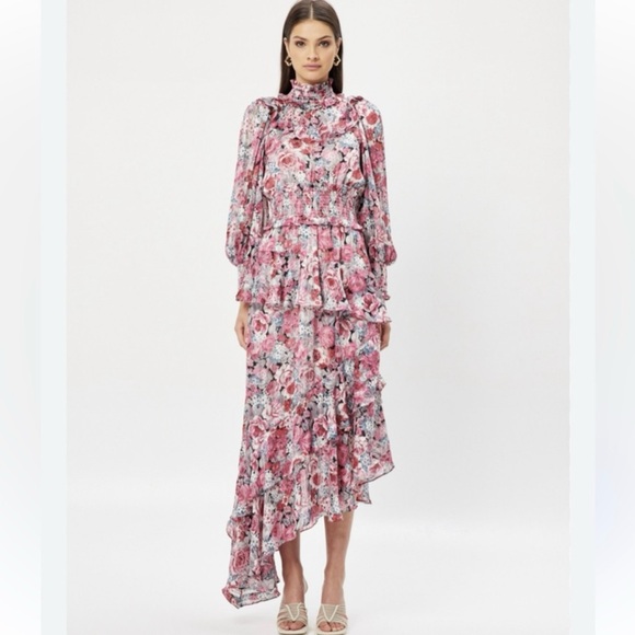 Elliatt Pink Floral Long Sleeve Dress - Picture 3 of 15